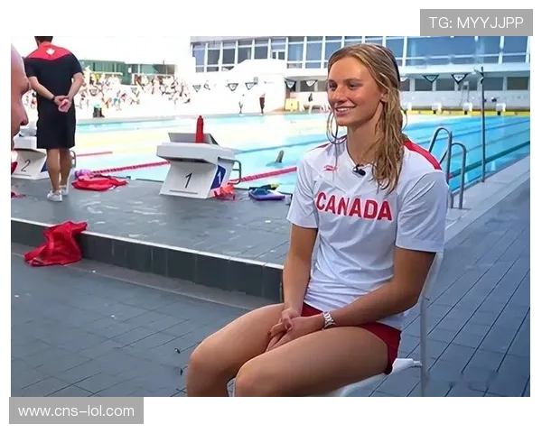 加拿大天才少女麦金托什200米蝶泳夺金仍落泪，距刘子歌世界纪录仅差0.18秒。